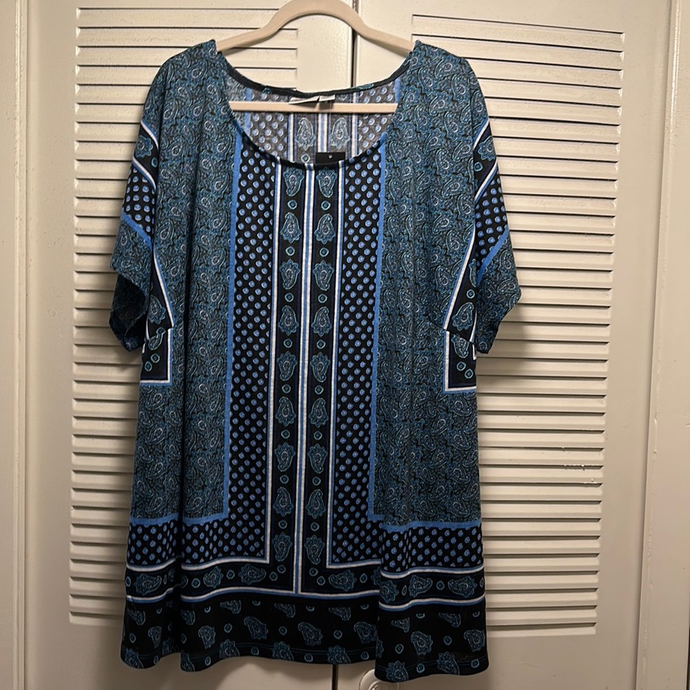 Women’s paisley top